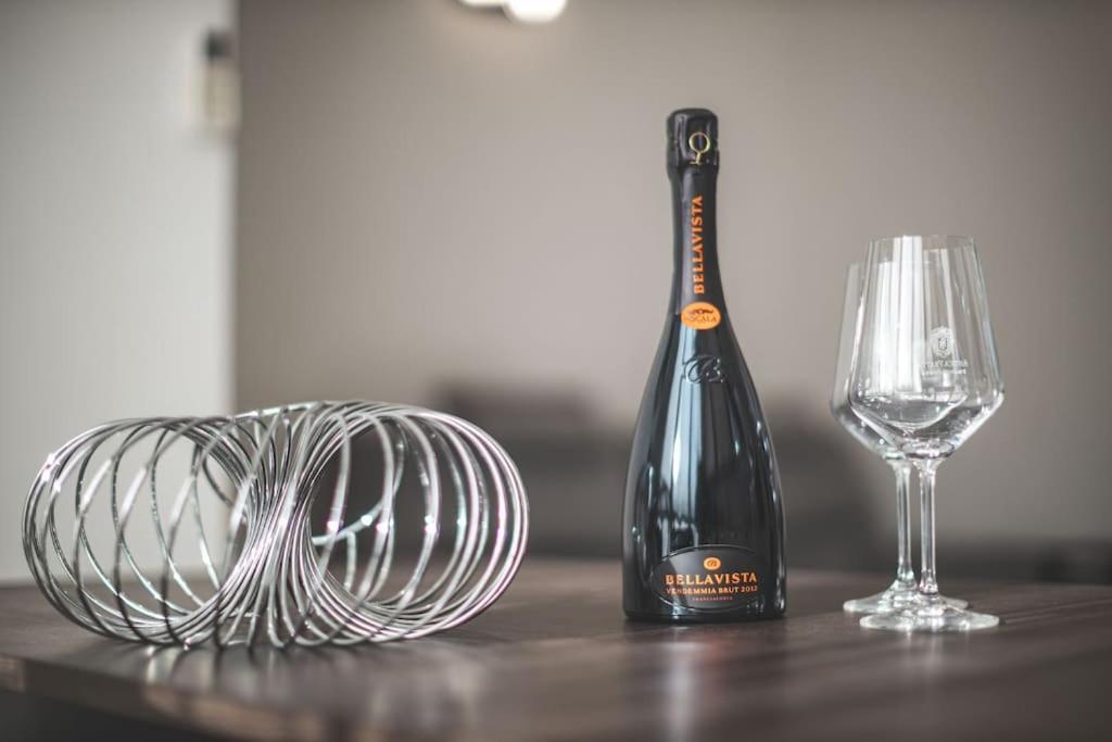 La Corte Apartment Monza - Milano + Free Wi-Fi Лиссоне Экстерьер фото